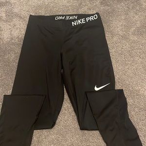 Black Nike Pro Leggings Women’s M